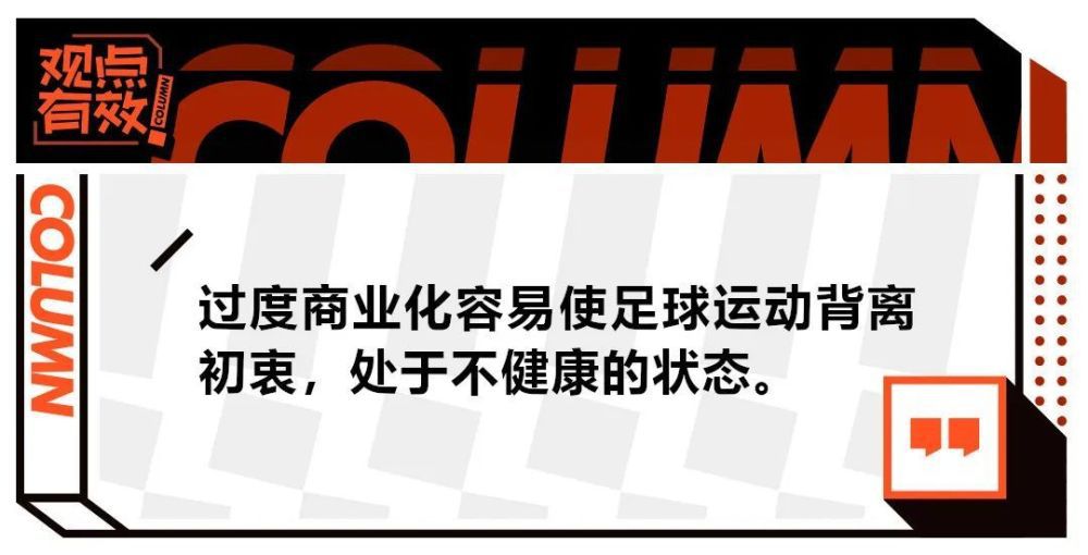 杰森;莫玛在《正义联盟》中表现出色，他凌空而起用三叉戟制服敌人的画面看得人热血沸腾